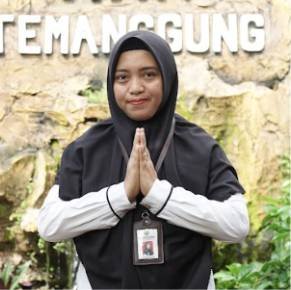 ZUMROTUL MASROKHAH, S.Pd.