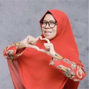 CHUSNIYAH NOOR, S.T.P.