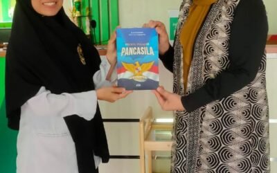 Hibah Buku Dari Dosen Upgris